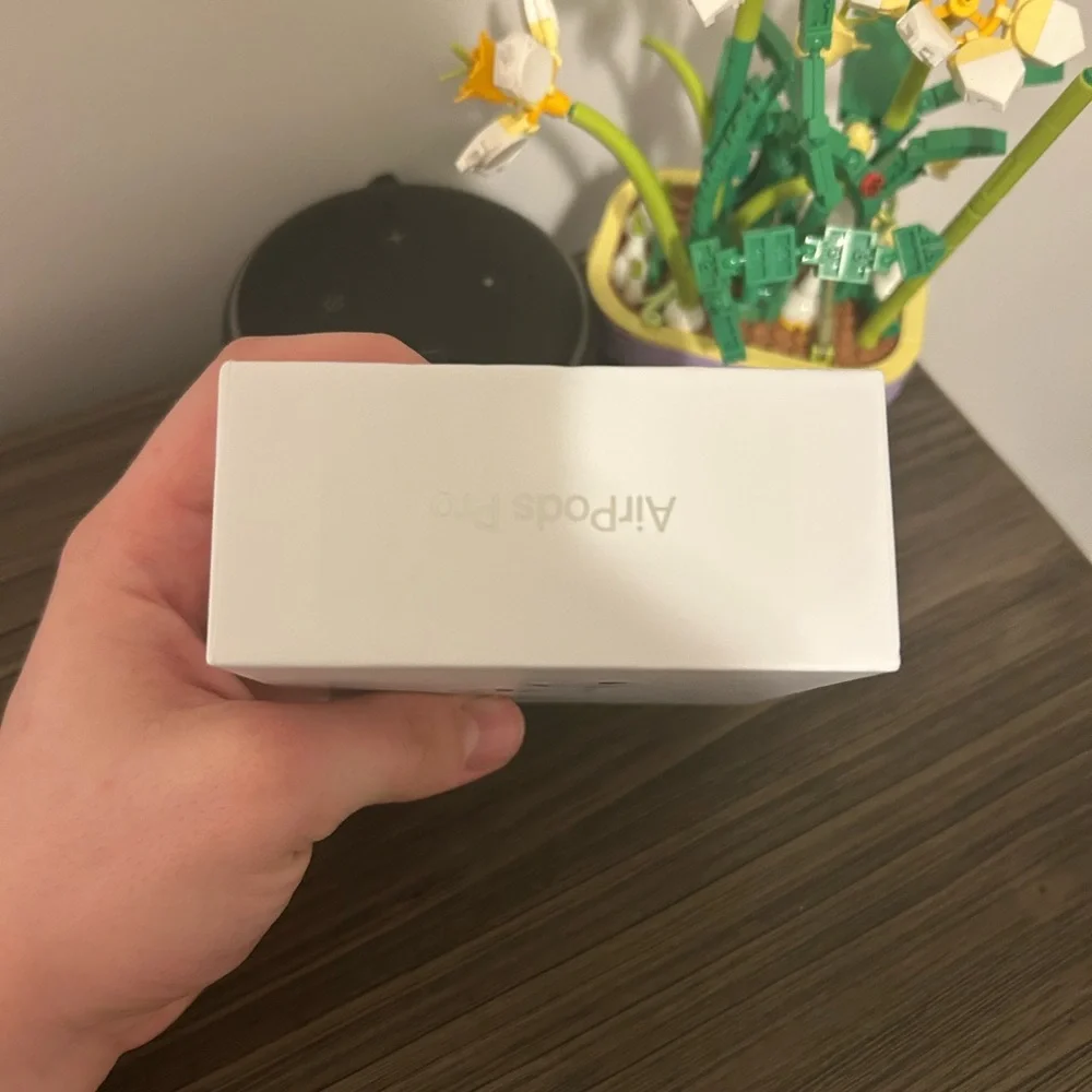 Apple AirPods Pro with Charging Case - White